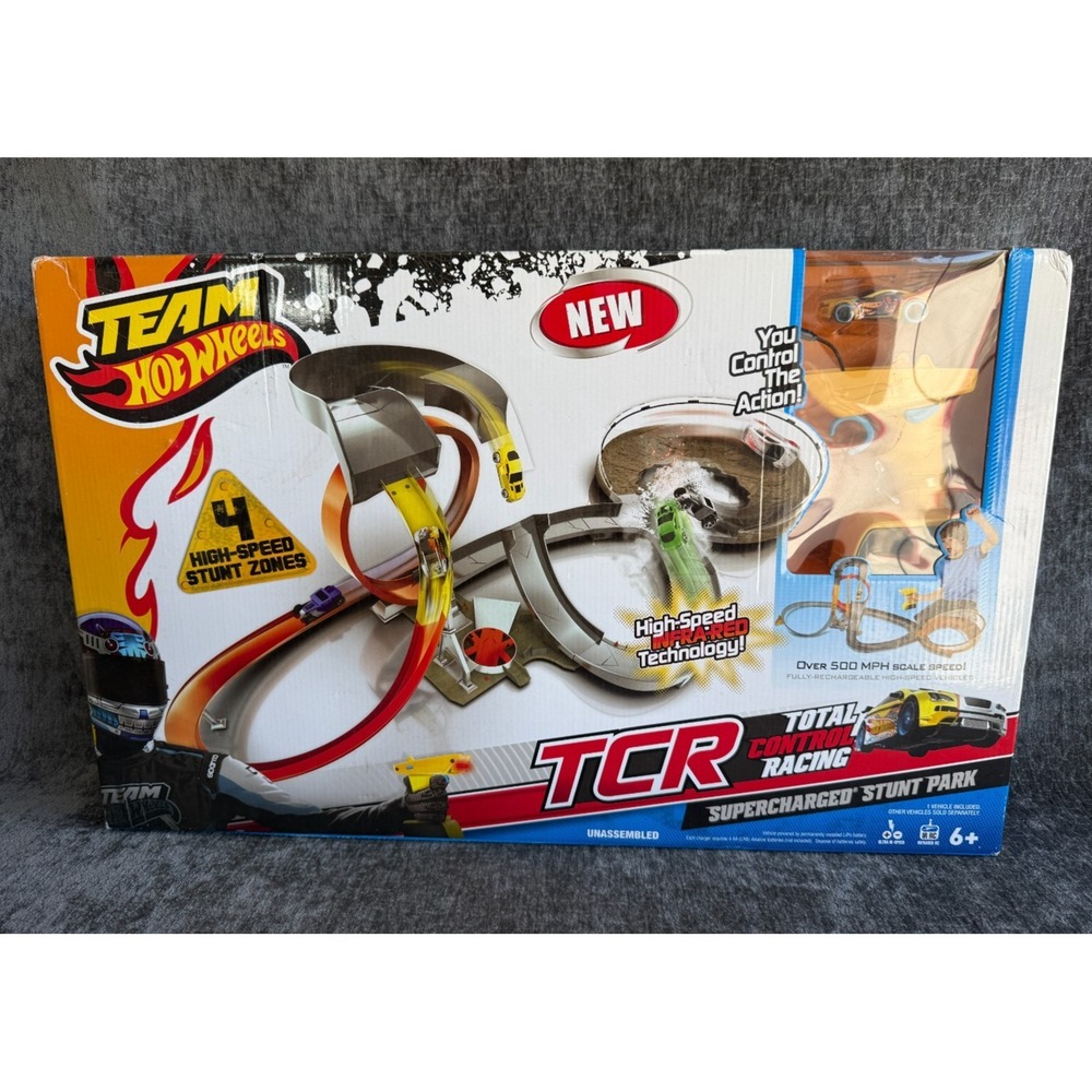 Team Hot Wheels TCR Total Control Racing‎ Supercharged Stunt Park Boxed X0171